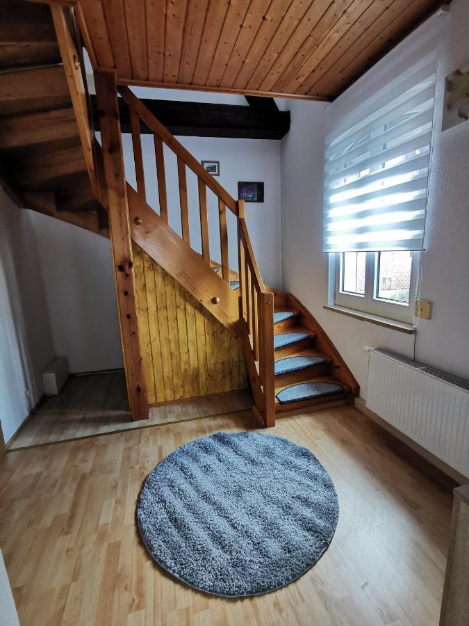 Sehr Schones 2 Zimmer Maisonnette Wohnung Ansbach Exterior foto